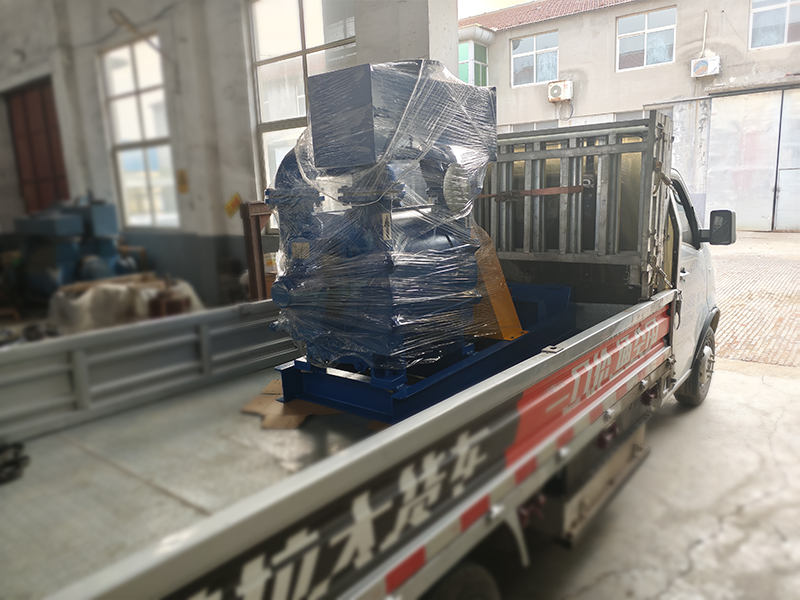 2BE真空泵發(fā)貨現(xiàn)場